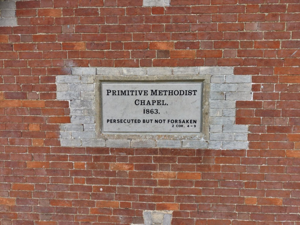 Lot: 170 - FORMER METHODIST CHAPEL WITH PLANNING FOR CONVERSION TO A RESIDENTIAL DWELLING ON PLOT OF 0.39 ACRES - Chapel plaque stone